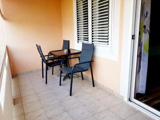 Ara-Kata Apartment Baska  Luaran gambar