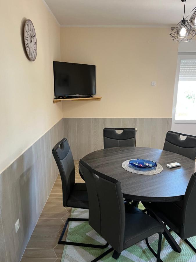 Ara-Kata Apartment Baska  Luaran gambar